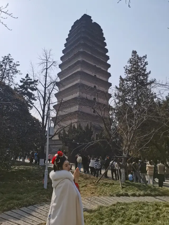 새해 네 번째 날에 시안 종루, 영녕문, 소안탑을 방문하였고, 시안을 무료로 여행하는 좋은 장소였습니다