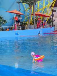 An ideal destination for summer weekends! A water park where both adults and children can enjoy!