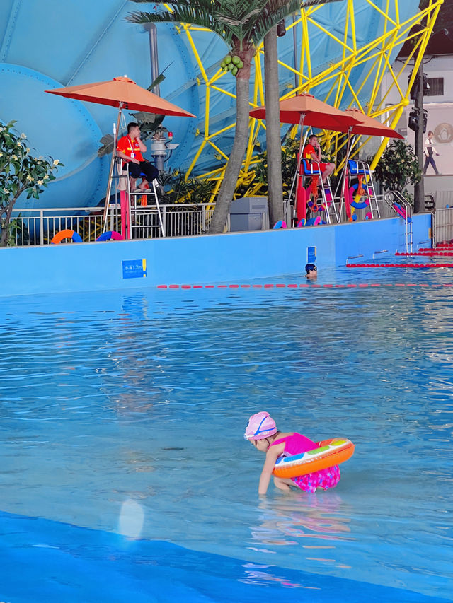 An ideal destination for summer weekends! A water park where both adults and children can enjoy!