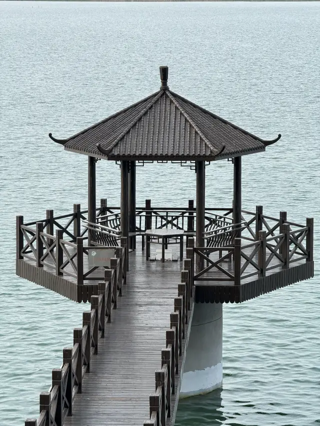 Checked in at Nanjing Jinniu Lake Scenic Area!