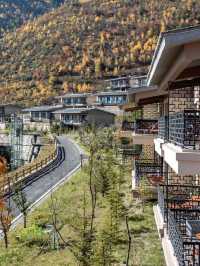 🌄✨ Shangri-La's Hidden Gem: Highland Villa Hotel 🏨🍃