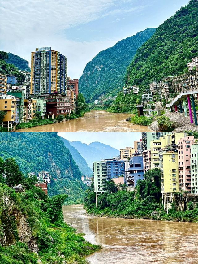 油管超火云南小眾旅遊城市 中國最窄城市