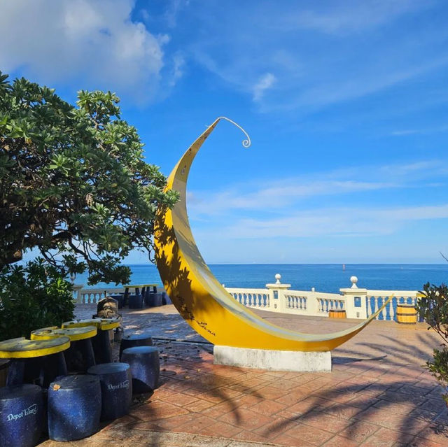 沖繩Vessel Hotel Campana Okinawa：獨特設計美麗海邊