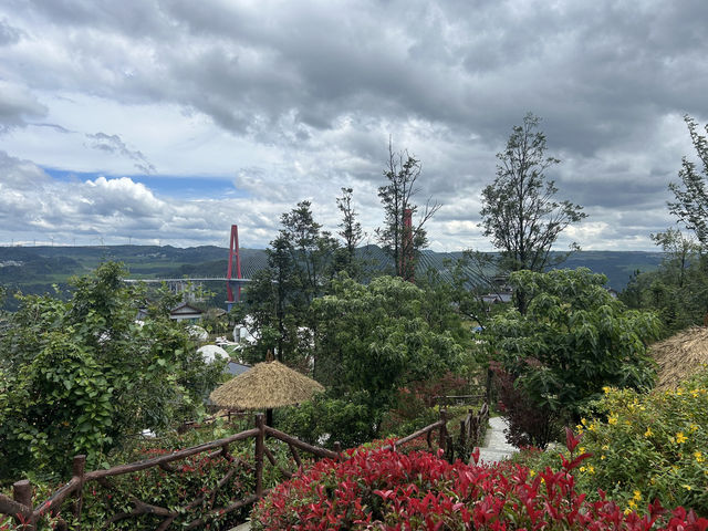 貴陽·龍里河峽谷——林城東南度假地