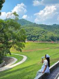 就在廣州藏在白雲山的夏天漫畫小草原