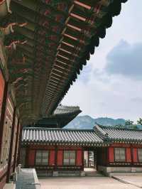 A glimpse of Korea’s majestic heritage • Walking in the footsteps of Kings and Queens🤴👸