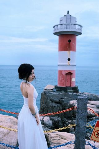 나는 세상의 책 한 페이지를 더 읽었습니다. 동지도입니다.