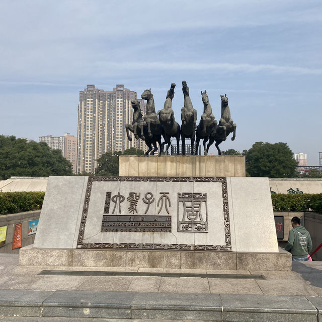 Tianzi Jialiu Museum in Luoyang - Eastern Zhou Royal Horse and Chariot Pits