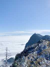 峨眉山｜終於見到傳說中的金頂雲海