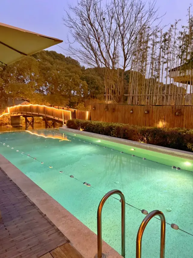 Shanghai Getaway! Must-Visit Resort Village
