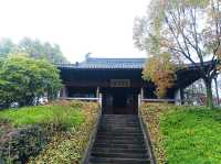 二山並峙之東山
