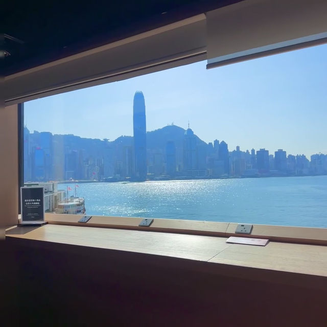 香港誠品書店深度遊｜邂逅海景與書香的文藝之旅