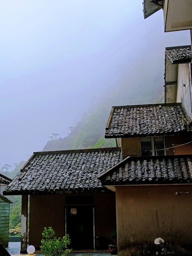 三清山雨天遊山攻略