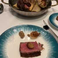 🇲🇴澳門美食｜御膳扒房The Tasting Room：儀式感爆棚的肉食盛宴🥩