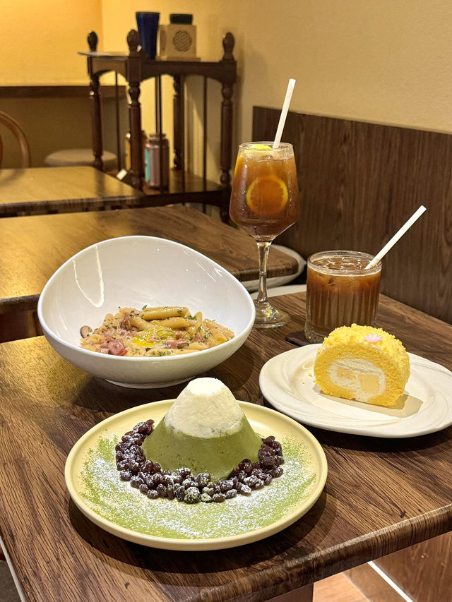 ☕️救命！在官也街挖到寶藏日式咖啡館！隱藏巷弄裡的治愈角落～