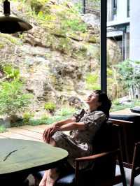 陽朔嘅悠閒感已經係next level…. 270°景觀一睜眼全係治癒綠… 空氣裏面都係嗰種清新嘅