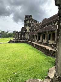 Angkor Wat Day Trip From Phnom Penh, Here Is how To do it! It’s Possible! 