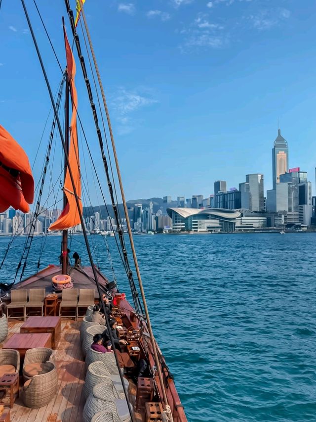 Hongkong Aqua Luna Sailing Cruise Ship Experience🤩