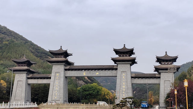太原蒙山大佛｜秋日限定震撼陰雨天更出片！