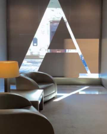 經典永不過時的米蘭阿瑪尼酒店