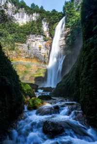 開陽雙絕 天坑極限盪鞦韆 瀑布秘境享清涼