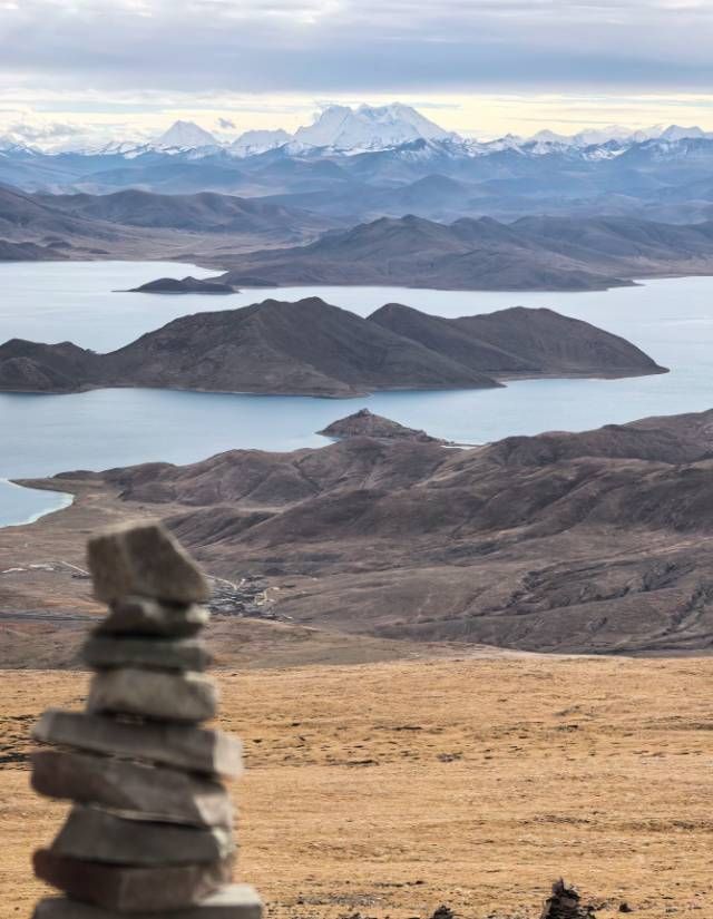 羊卓雍錯和納木錯哪個更值得去？大家來分辨哪個羊湖哪個納木錯？