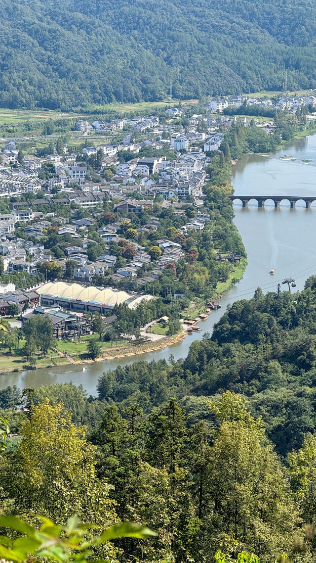 齊雲山私藏!避開人潮的秋日小眾秘境 齊雲山私藏!避開人潮的秋日小眾秘境
