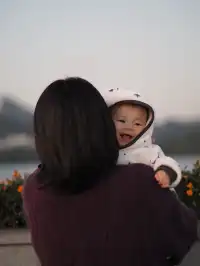 ｜抓住一個出門溜溜就好開心的濃濃