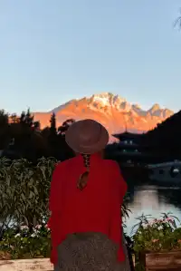 黑龍潭日照金山攻略