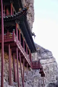懸空寺|在峭壁上拍下信仰的“驚險與篤定”