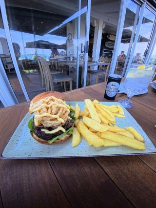 🌊 Great Food with Beautiful Beach Views in Jeffreys Bay