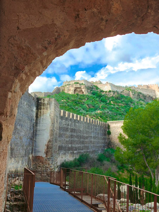 A stunning hidden gem near Valencia | Sagunto Castle is truly soothing