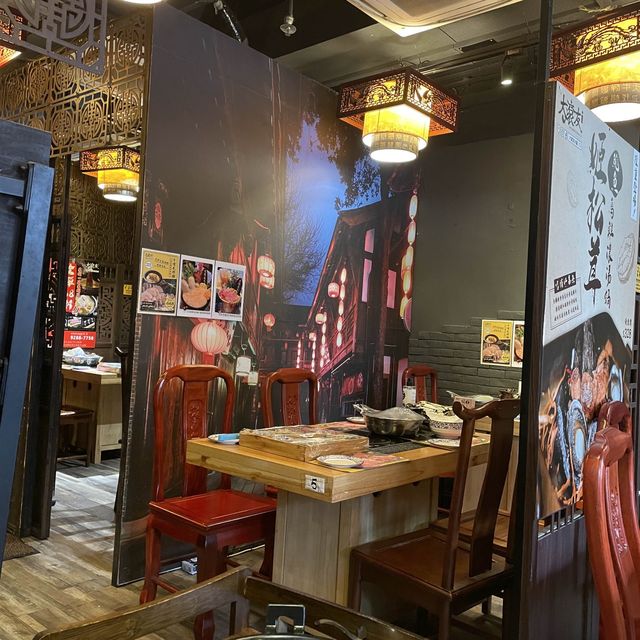 真材實料嘅花膠雞湯底 必試蟹黃餃