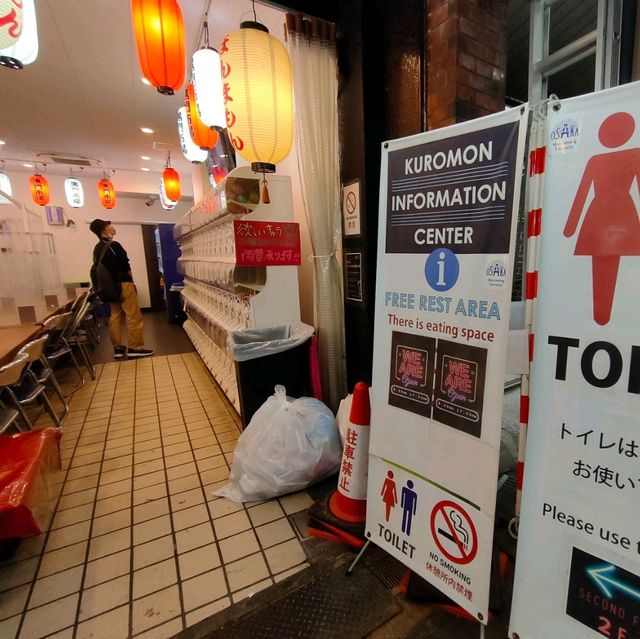 【大阪 千日前商店街→黒門市場】黒門市場にトイレあるよ〜✨✨✨