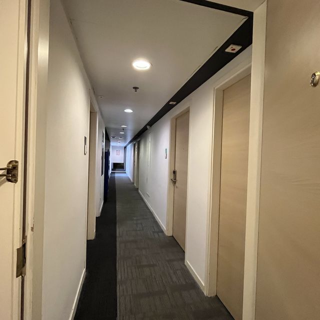 佐敦搵到貼地旅館「Travelodge」