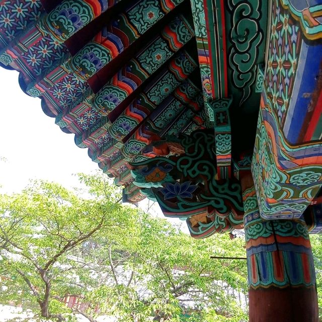 삼존불과 쌍거북바위에 설화가 팔공산 은해사에잇엇다