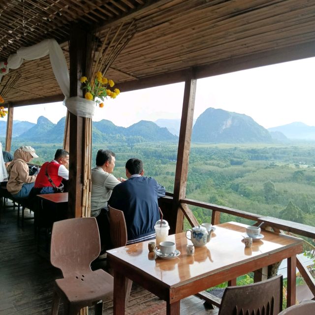 จิบกาแฟ ชมทะเลหมอก @ควนนกเต้นคาเฟ่