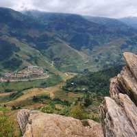 Sống Lưng Khủng Long Yên Bái