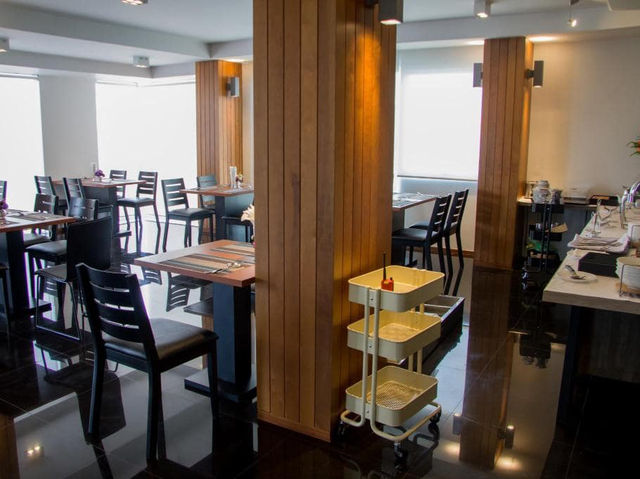 Slive Hotel สุรินทร์