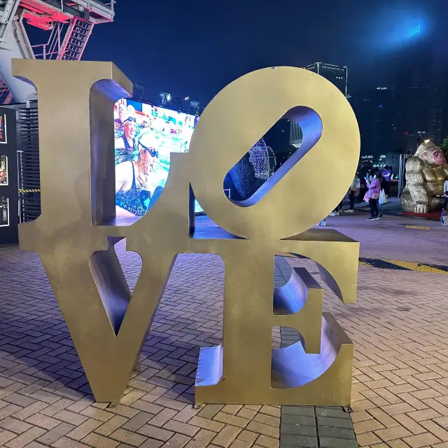 Love is in the air - Hong Kong Observation Wheel