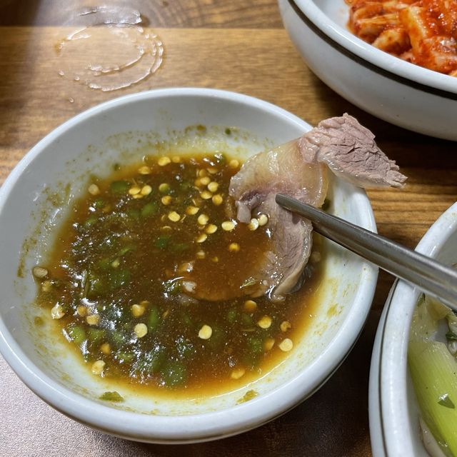오픈런해야 가능한 대전 수육전골 찐맛집 전민동 한우곰탕