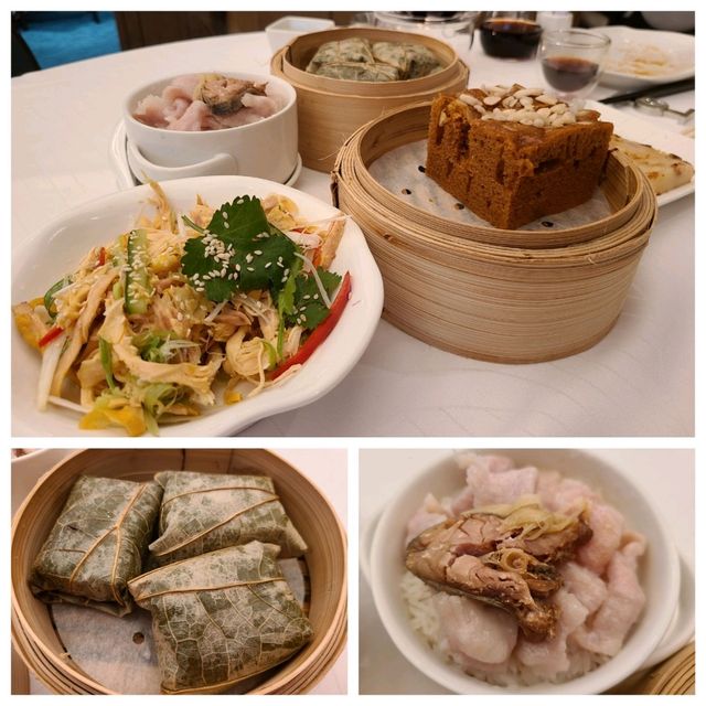 食得開懷嘅午餐😋@映月樓