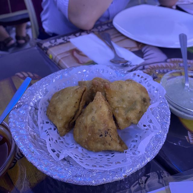 重慶大廈食正宗印度咖喱
