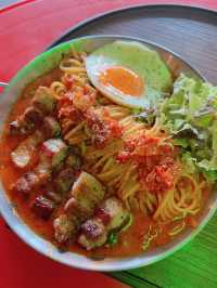 新大久保　サムギョプサルパスタが美味しい　駅前坂場
