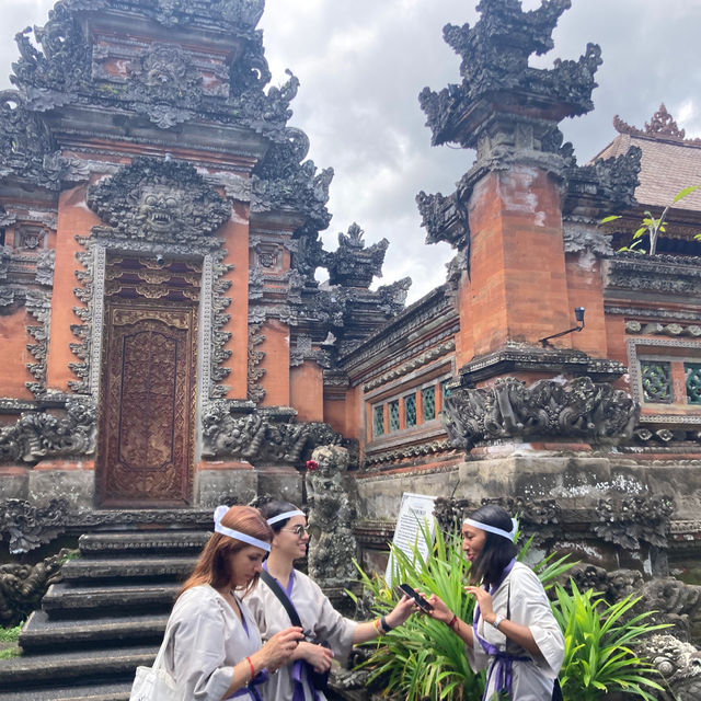 ウブド地区　【Ubud Water Palace】