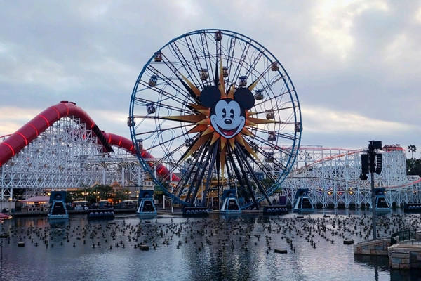 アナハイム】まさに夢の国カリフォルニアディズニーランドへ行ってき