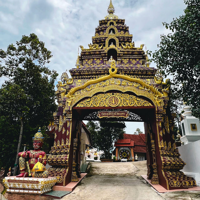 วัดพระธาตุดอยเวียงชัยมงคล