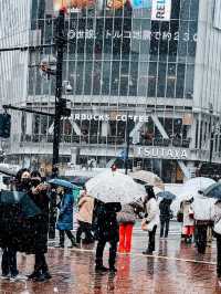 Shibuya crossing in a snowy day❄️🇯🇵