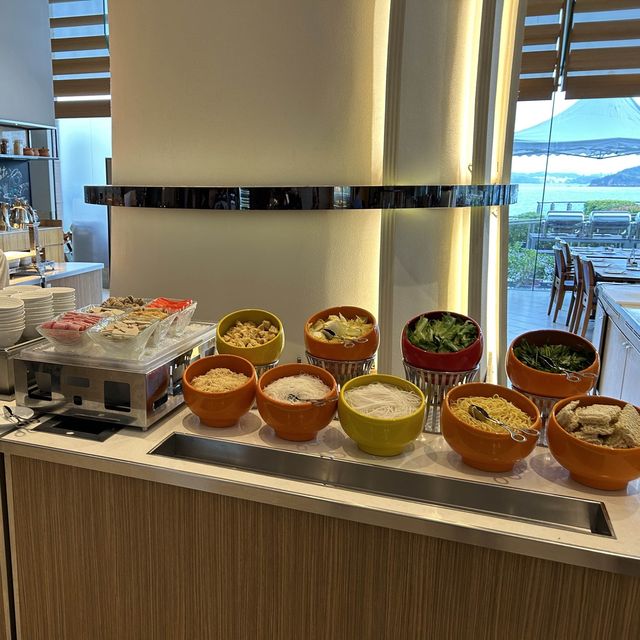 【 品嘗各國美食。酒店自助晚餐 】 【 品嘗各國美食。酒店自助晚餐 】