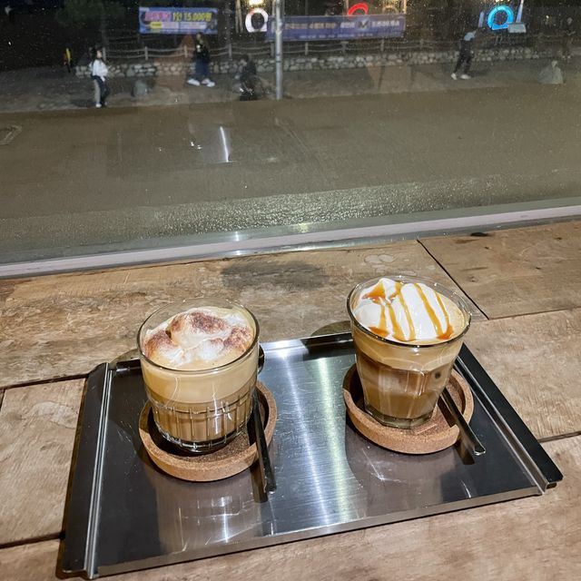 광안대교를 한 눈에 볼 수 있는 카페, 에쏘 esso